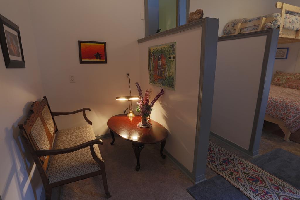Meems Elliston B&B Exteriér fotografie
