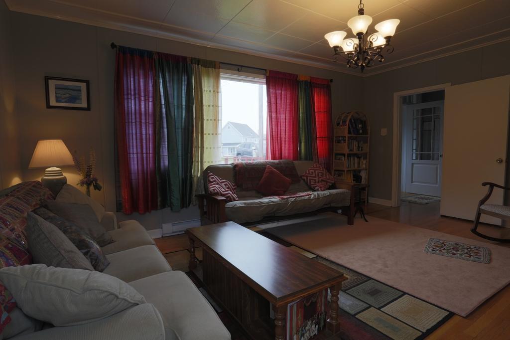 Meems Elliston B&B Exteriér fotografie