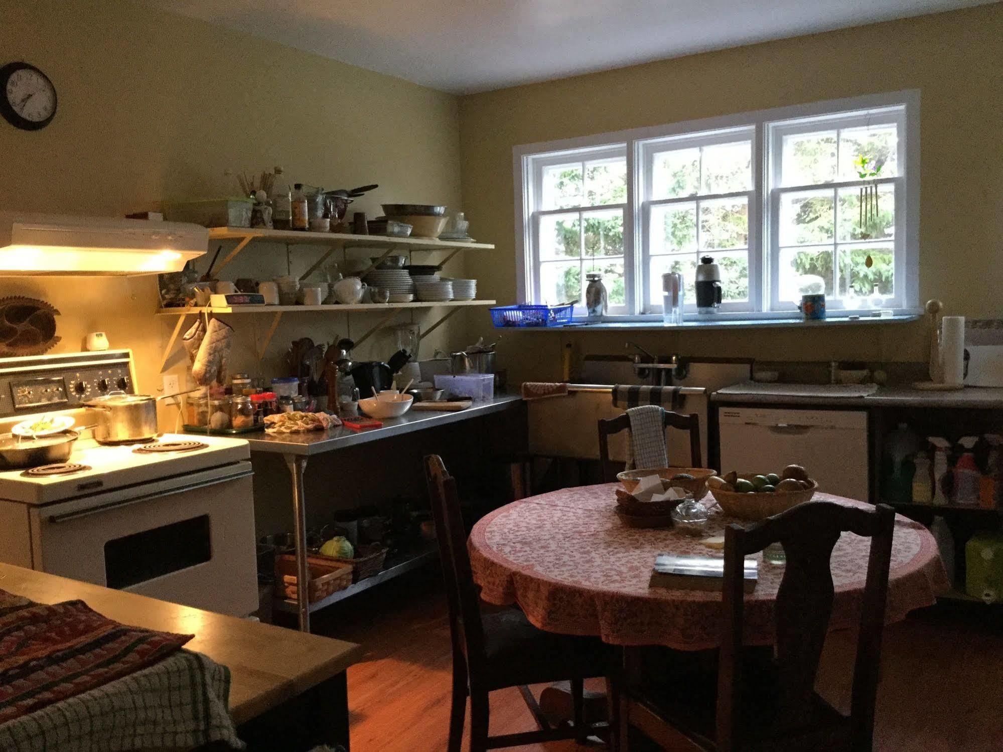 Meems Elliston B&B Exteriér fotografie