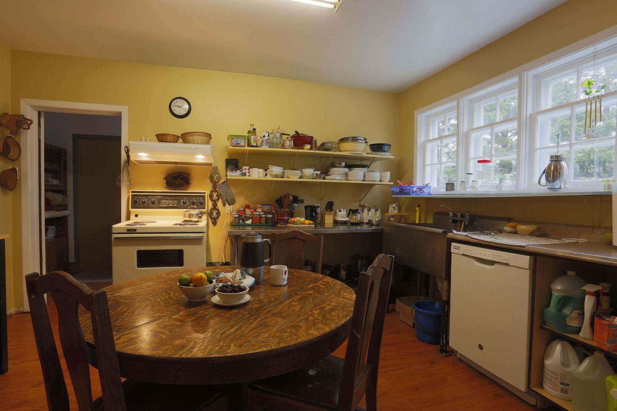 Meems Elliston B&B Exteriér fotografie